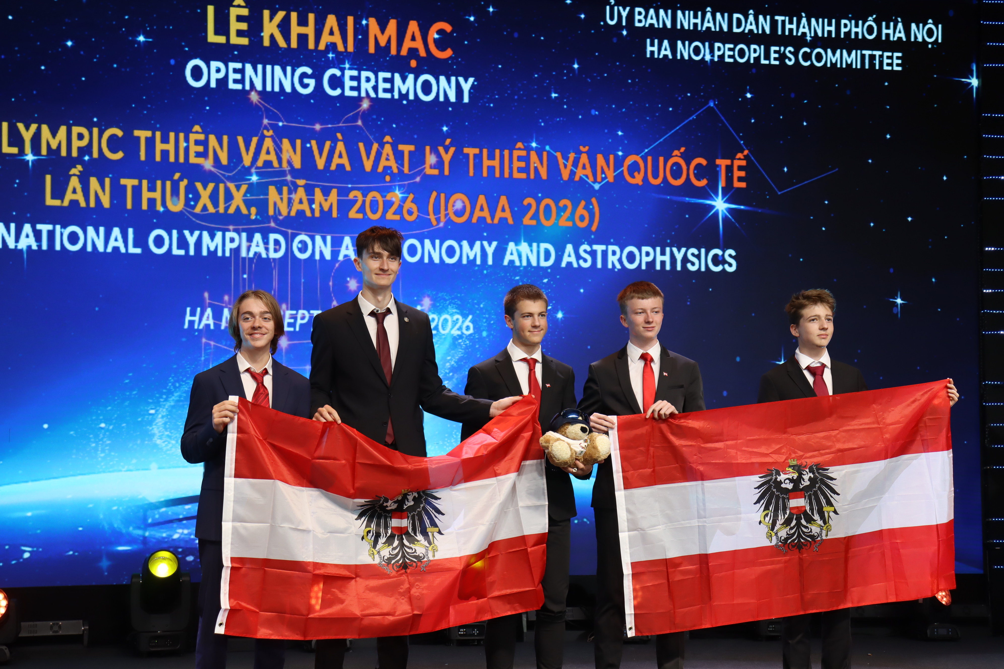 image from Erste Medaillen für Österreich: IOAA 2026 in Hanoi
